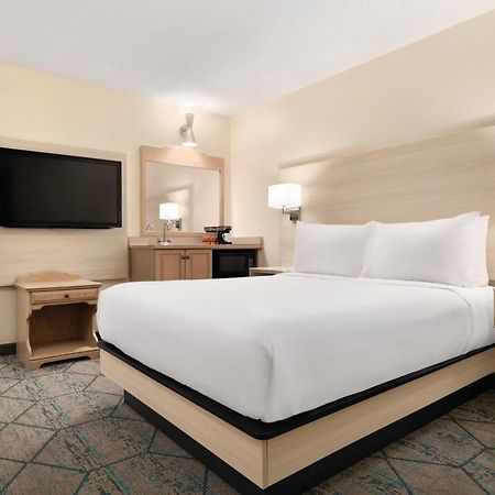Hotel Ramada By Wyndham Miramichi New Brunswick Extérieur photo