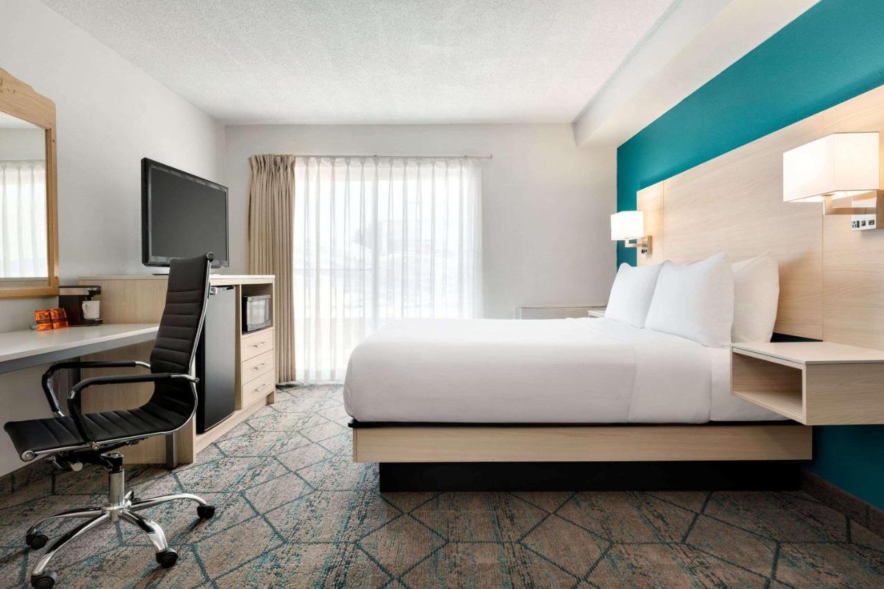 Hotel Ramada By Wyndham Miramichi New Brunswick Extérieur photo
